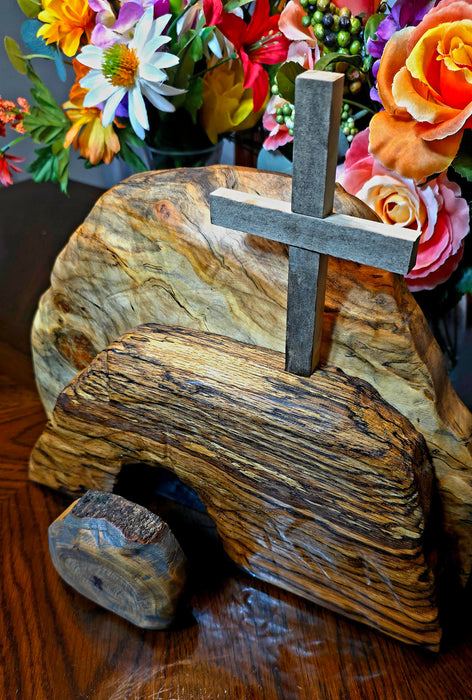 The tomb is empty, he has risen!